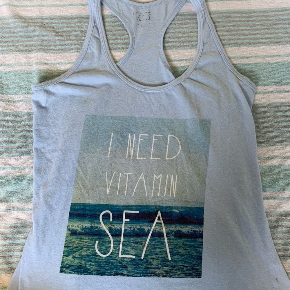 Thin tank top